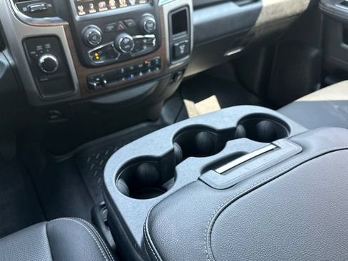 Used 2017 RAM 2500 Laramie w/ Convenience Group AWD/4WD image 11