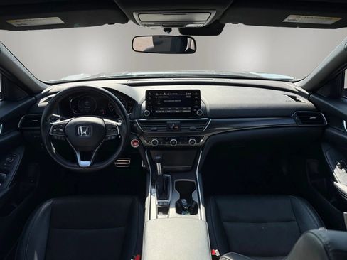 Used 2018 Honda Accord Sport image 18