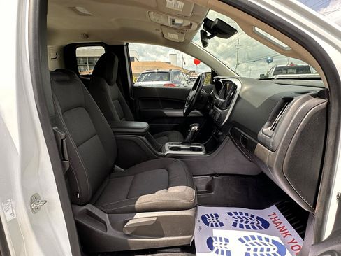 Used 2022 Chevrolet Colorado LT w/ Fleet Safety Package RWD image 32