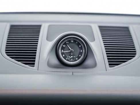 Certified 2022 Porsche Macan S w/ Premium Package Plus image 21