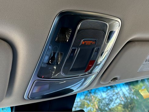 New 2026 Genesis GV70 2.5T image 6