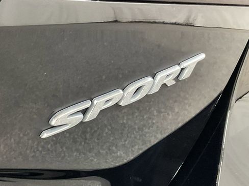 Used 2024 Honda Civic Sport image 23