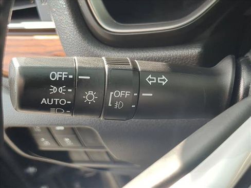 Used 2021 Honda CR-V EX-L image 11