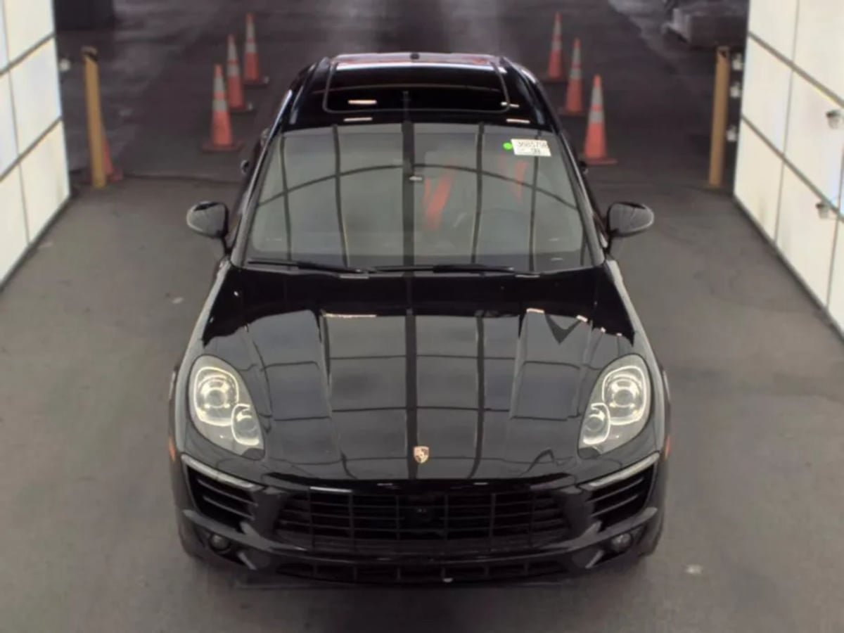 Used 2015 Porsche Macan S w/ Infotainment Package AWD/4WD image 3