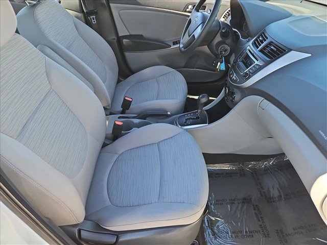Used 2016 Hyundai Accent SE FWD image 23
