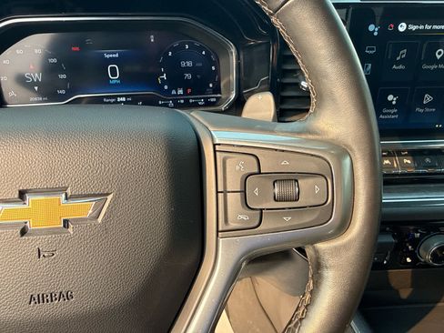 Certified 2025 Chevrolet Silverado 1500 LTZ AWD/4WD image 17