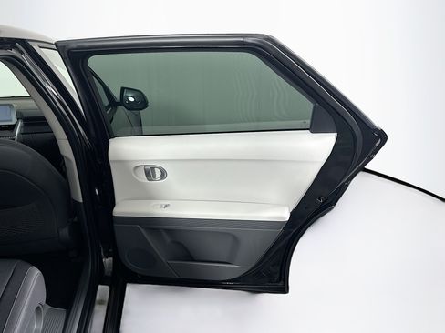 Used 2024 Hyundai Ioniq 5 SEL RWD image 31
