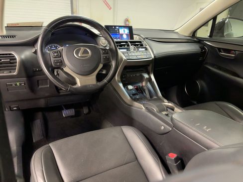 Used 2015 Lexus NX 200t FWD image 28
