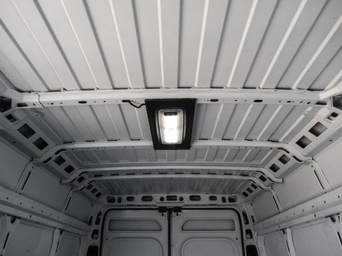 Used 2023 RAM ProMaster 2500 FWD image 37