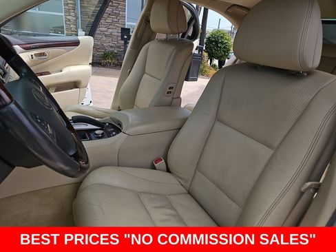 Used 2016 Lexus LS 460 w/ Comfort Package RWD image 15