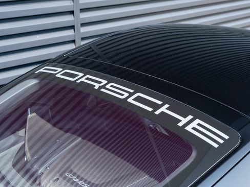 Certified 2024 Porsche 718 Cayman GT4 RS RWD image 26