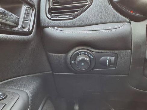 Used 2022 Dodge Durango SRT image 15