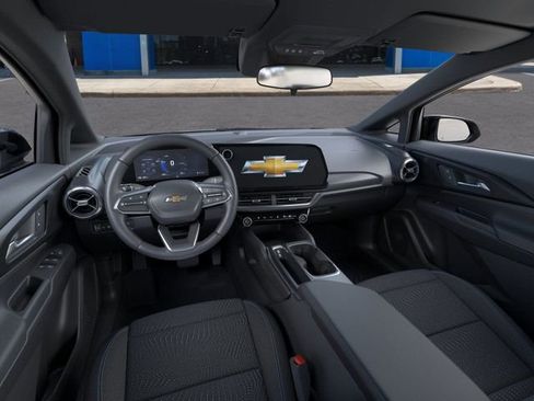 New 2025 Chevrolet Equinox EV LT w/ Comfort Package image 15