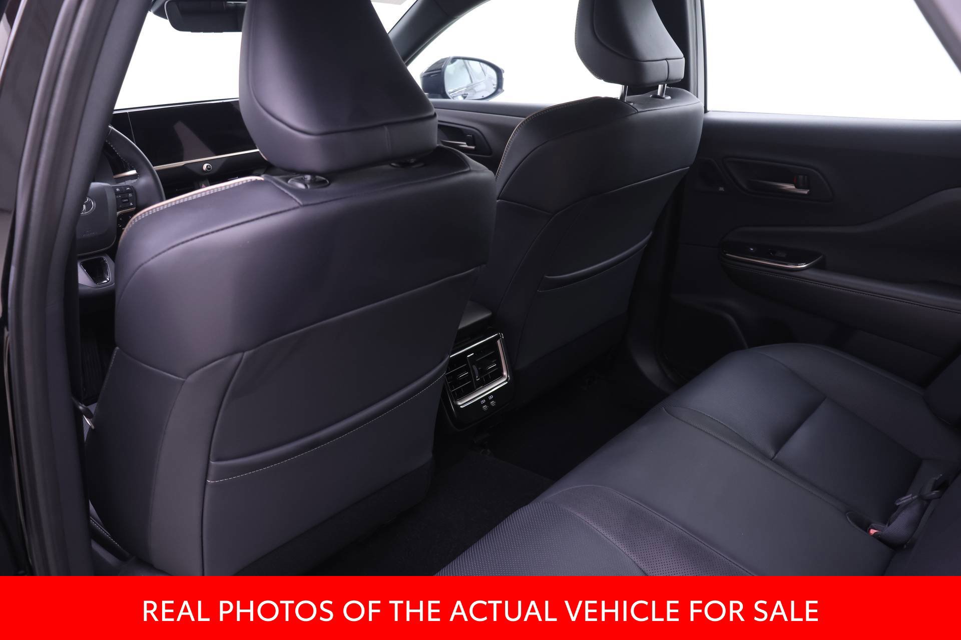 Certified 2026 Toyota Crown AWD/4WD image 11