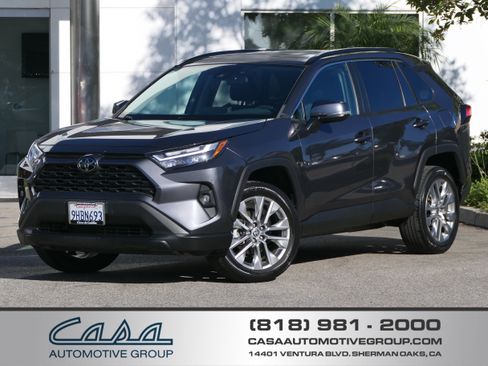 Used 2023 Toyota RAV4 XLE Premium FWD image 1