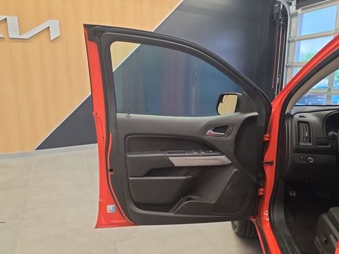 Used 2015 Chevrolet Colorado LT RWD image 14