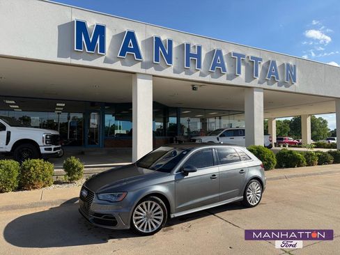 Used 2016 Audi A3 e-tron Premium Plus w/ Premium Plus Package FWD image 1