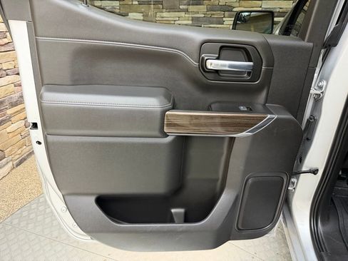 Used 2022 Chevrolet Silverado 1500 RST image 30