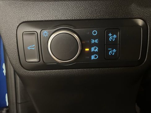 Used 2022 Ford Escape SE w/ Convenience Package image 16