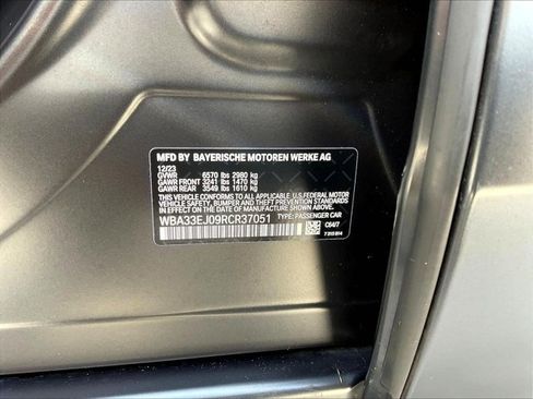 Used 2024 BMW 760i xDrive w/ Luxury Rear Seating Package AWD/4WD image 30