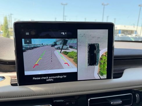 Used 2022 Lincoln Aviator Reserve w/ Equipment Group 201A AWD/4WD image 6