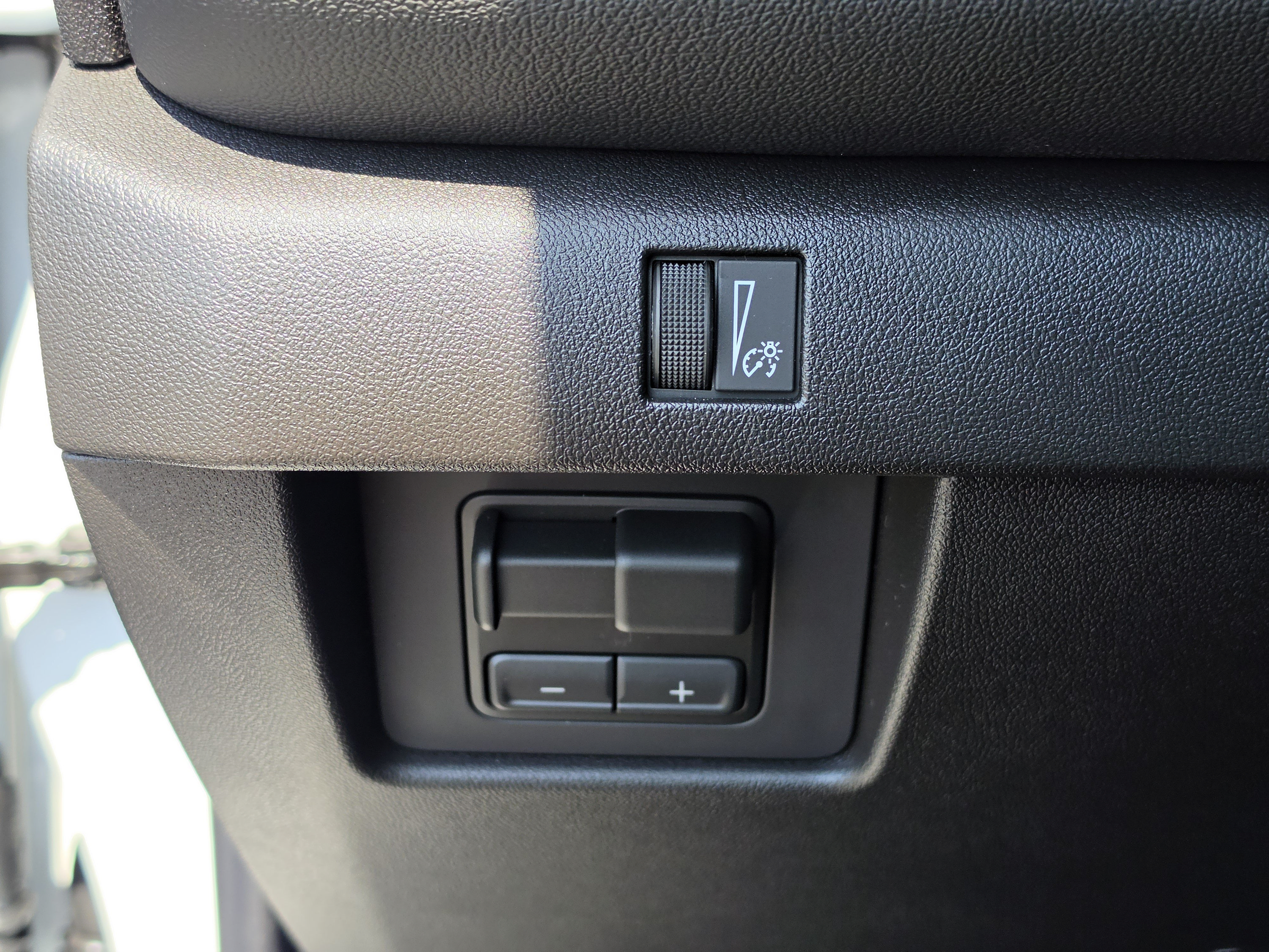 New 2026 Chevrolet Colorado LT w/ LT Convenience Package RWD image 32