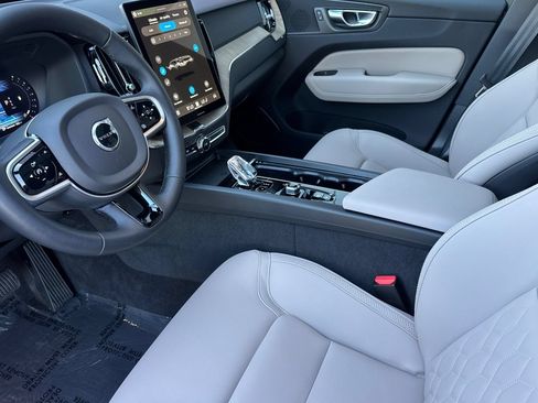 Certified 2026 Volvo XC60 B5 Plus w/ Protection Package Premier AWD/4WD image 9