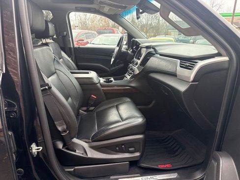 Used 2019 GMC Yukon XL SLT w/ Open Road Package image 17
