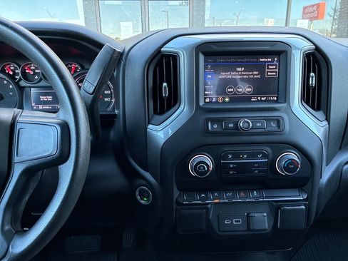 Used 2022 Chevrolet Silverado 1500 Custom image 18