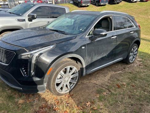 Used 2023 Cadillac XT4 Premium Luxury w/ Technology Package image 10