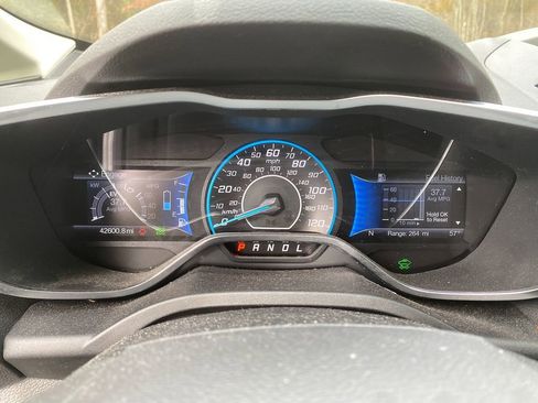 Used 2017 Ford C-MAX SE image 18