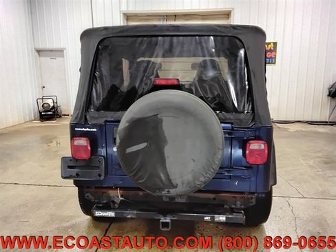 Used 2004 Jeep Wrangler SE image 8