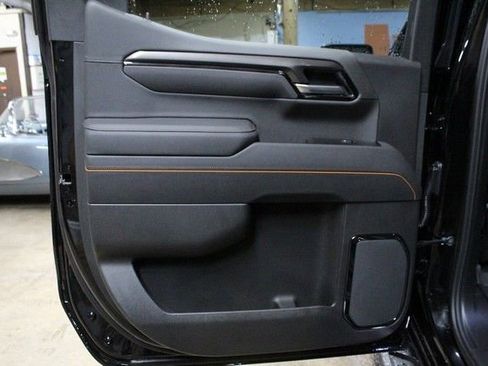 New 2026 GMC Sierra 1500 AT4 w/ Technology Package image 14