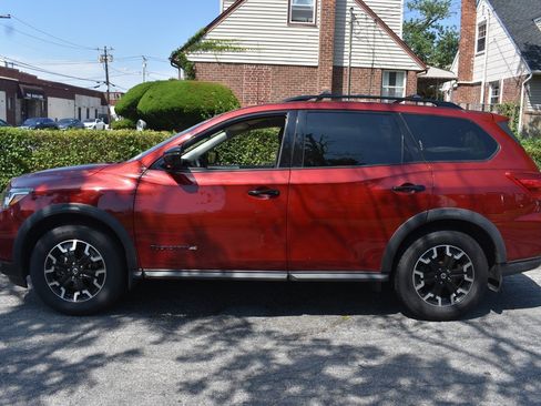 Used 2020 Nissan Pathfinder SV w/ Rock Creek Edition image 8