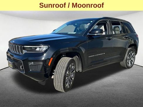 Used 2022 Jeep Grand Cherokee Overland AWD/4WD image 5