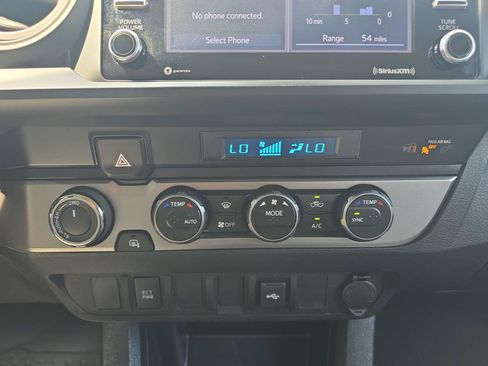 Used 2023 Toyota Tacoma SR AWD/4WD image 17
