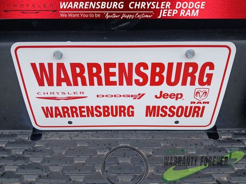 Used 2025 RAM 1500 Laramie AWD/4WD image 32