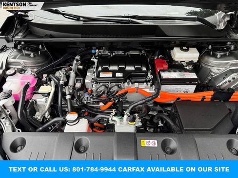 Used 2025 Toyota bZ4X FWD image 37