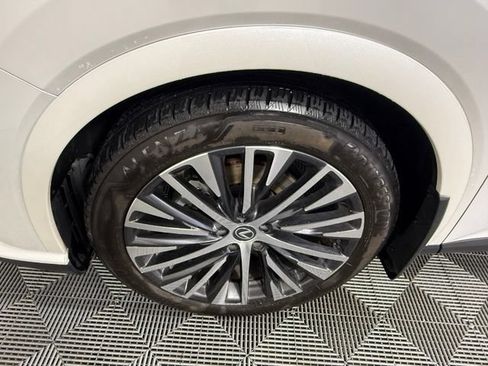 Used 2024 Lexus RX 350 Premium Plus w/ Convenience Package FWD image 13