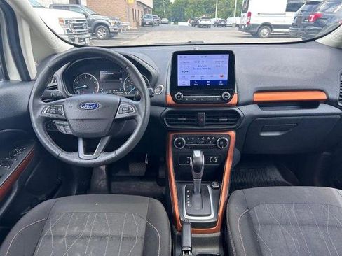 Certified 2021 Ford EcoSport SE w/ SE Appearance Package image 11