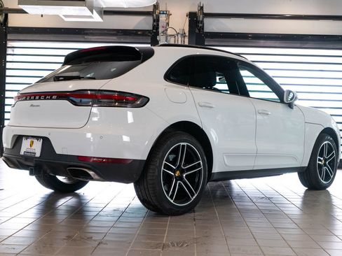 Certified 2020 Porsche Macan AWD/4WD image 9