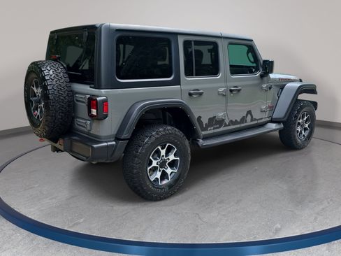 Used 2022 Jeep Wrangler Unlimited Rubicon w/ Dual Top Group AWD/4WD image 5
