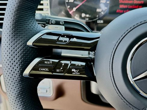New 2026 Mercedes-Benz GLS 450 4MATIC image 23