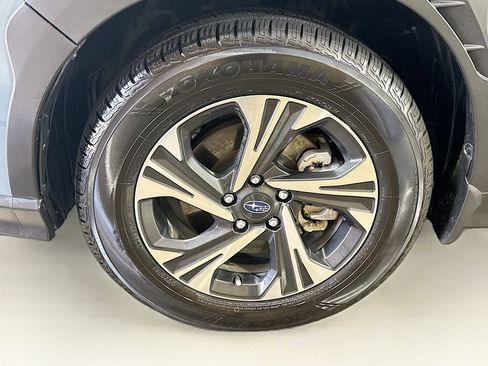 Used 2024 Subaru Crosstrek 2.0i Premium AWD/4WD image 39