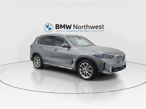 New 2026 BMW X5 xDrive50e AWD/4WD image 6