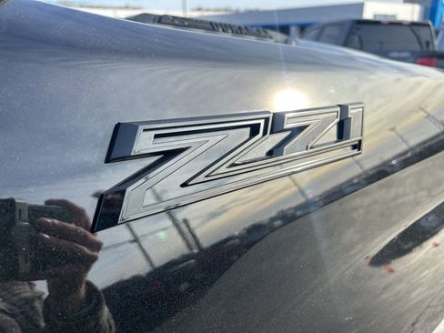 Used 2025 Chevrolet Silverado 2500 LT w/ Trail Boss Package image 13