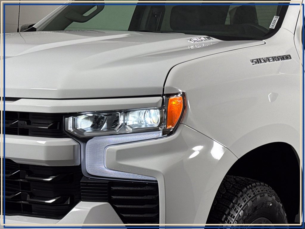 New 2026 Chevrolet Silverado 1500 RST w/ RST Select Package AWD/4WD image 2
