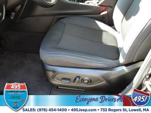 Used 2021 Jeep Grand Cherokee L Laredo w/ Luxury Tech Group I image 19