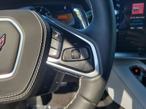 Used 2025 Chevrolet Corvette Stingray Preferred Cpe w/ 2LT image 24