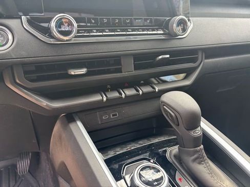 New 2026 Chevrolet Colorado Trail Boss AWD/4WD image 19